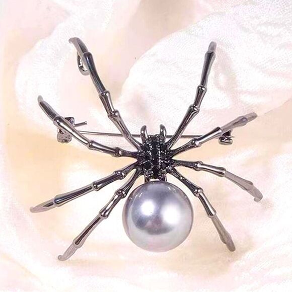 HALLOWEEN SALE Silver Vintage Spider Brooch Pearl Pin - Picture 2 of 5